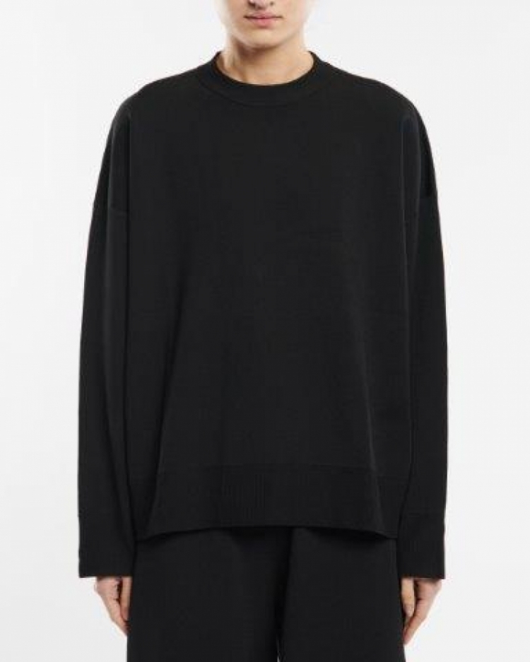 16GG OVERSIZED CREW NECK BLACK