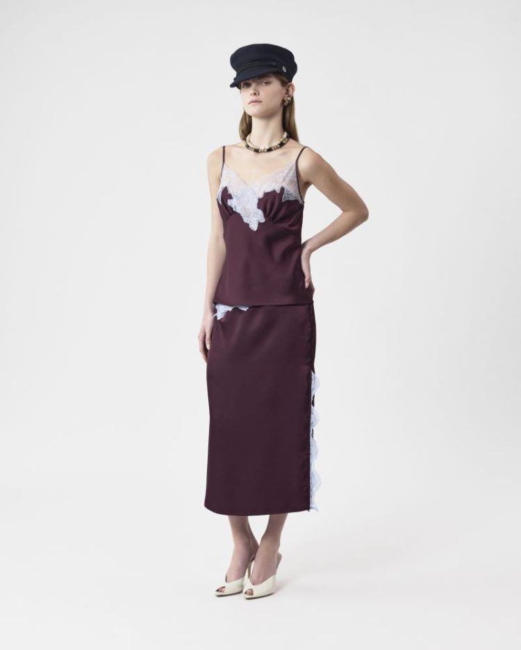 SIGNATURE LACE TOP - BURGUNDY/GLAC