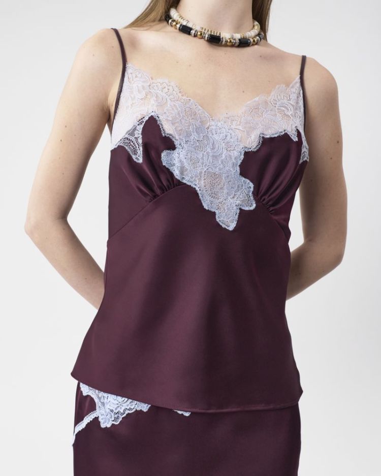 SIGNATURE LACE TOP - BURGUNDY/GLAC